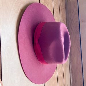 Urban Outfitters hat